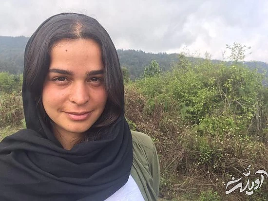 مزرعه‌داری دختر ایرانی در طبیعت وحشی